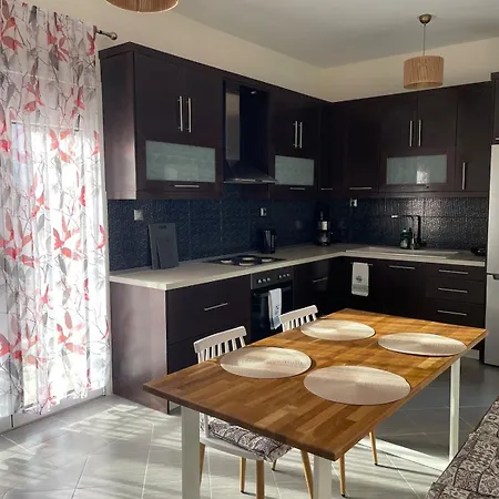 Anastasias House ستافروس